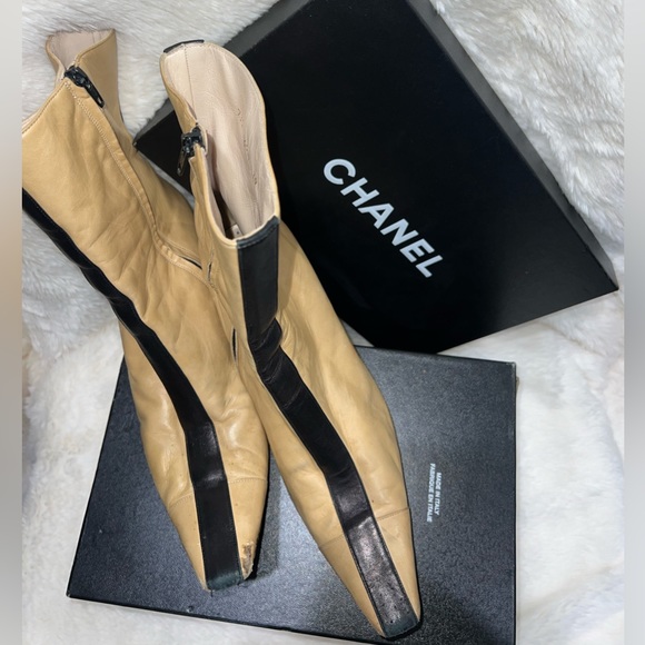 CHANEL Heeled Boot - EU Women’s size: 39 - Picture 2 of 4